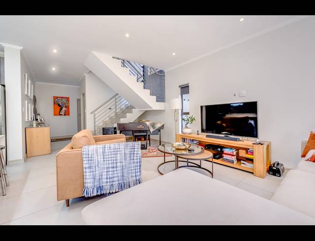 3 BEDROOM HOUSE FOR SALE IN BRYANSTON
